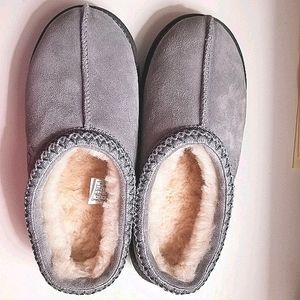 Ugg Tasman slippers